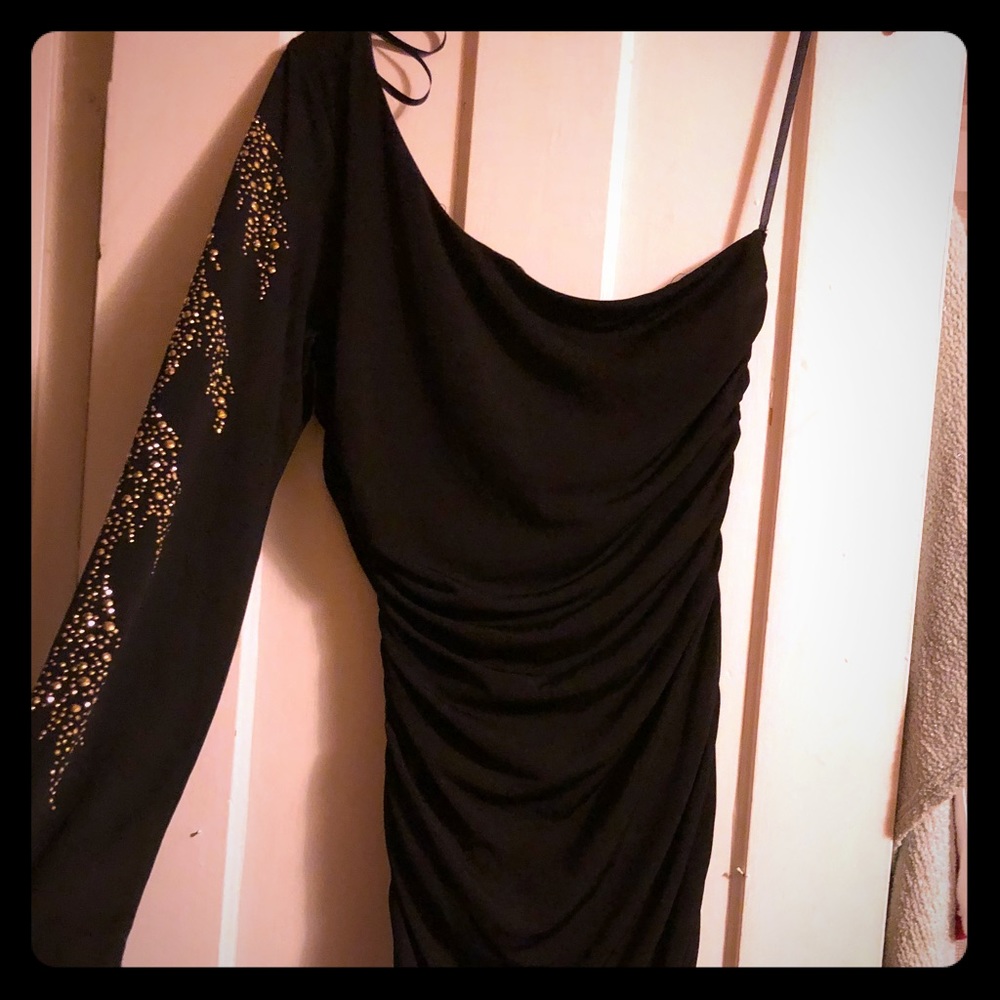 One Sleeve Form Fitting Little Black Dress
